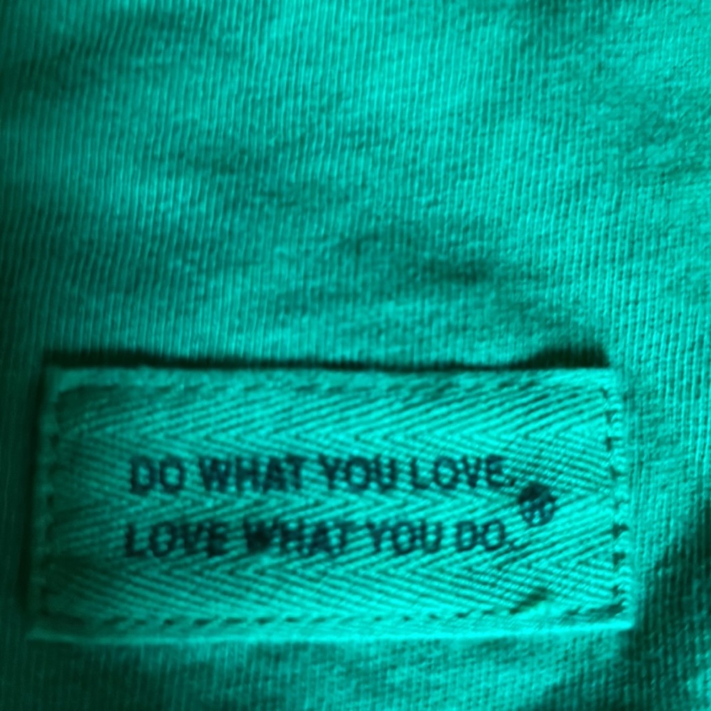 UGC Life is Good T-shirt - Picture 4 of 4